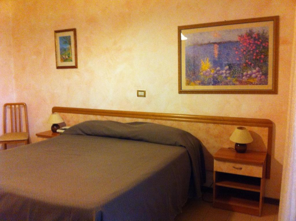 לידו די קאמאיורה Hotel La Palma חדר תמונה