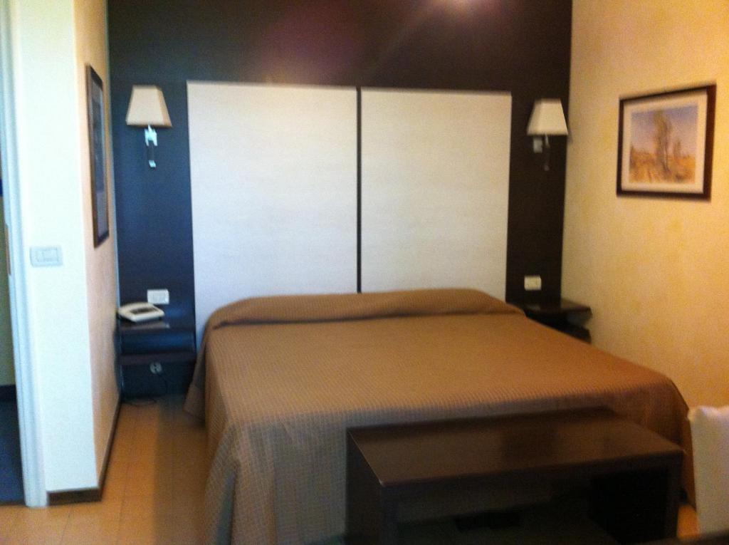 לידו די קאמאיורה Hotel La Palma חדר תמונה