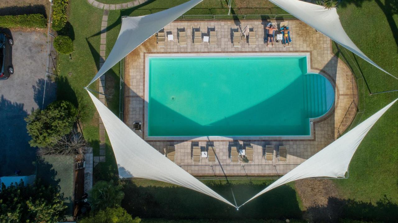 לידו די קאמאיורה Hotel La Palma מראה חיצוני תמונה