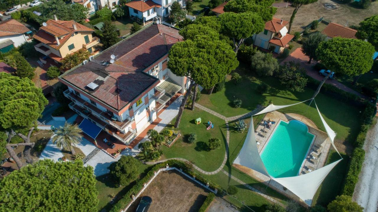 לידו די קאמאיורה Hotel La Palma מראה חיצוני תמונה